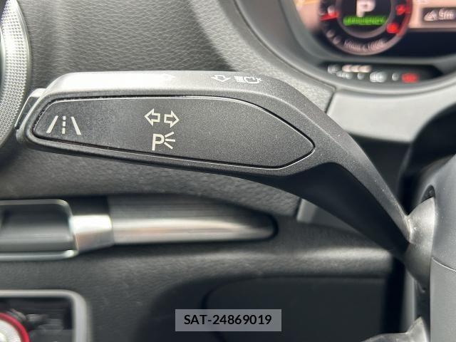 Audi A3 2017-12 8128966-8