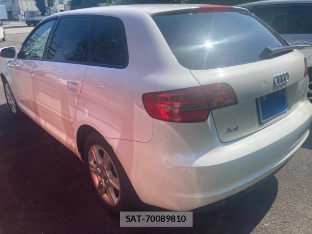 Audi A3 2013-05 8128971-3