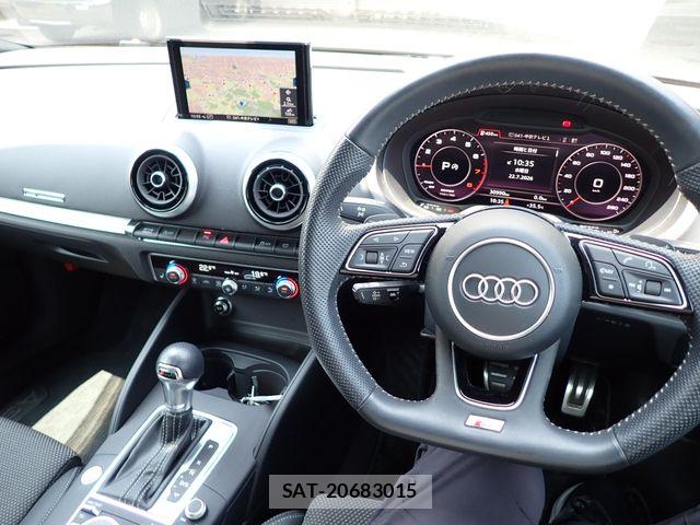 Audi A3 2019-10 8145482-18