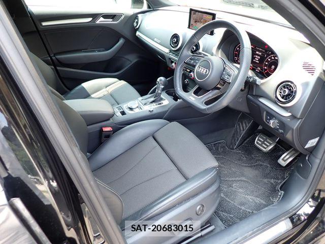 Audi A3 2019-10 8145482-1