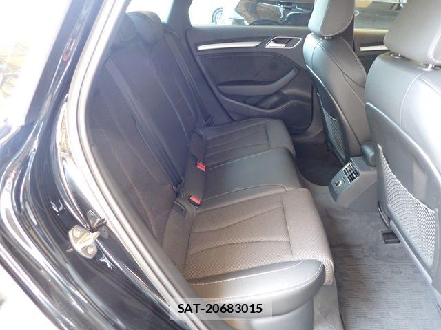 Audi A3 2019-10 8145482-21