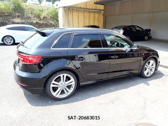 Audi A3 2019-10 8145482-6