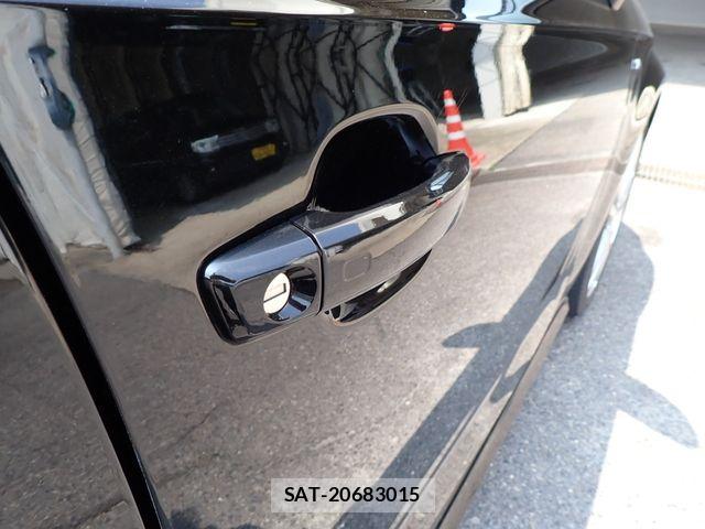 Audi A3 2019-10 8145482-8