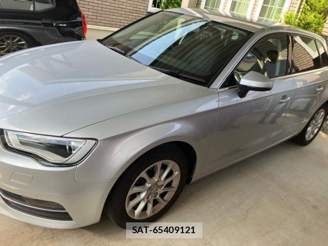 Audi A3 2014-03 8145485-1