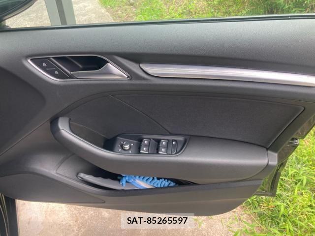 Audi A3 2019-12 8145483-9
