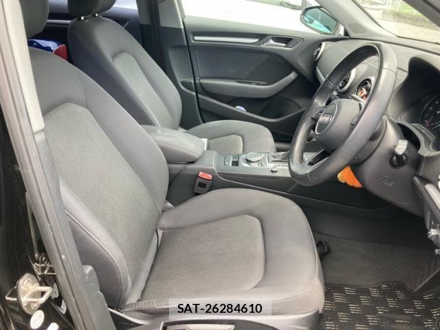 Audi A3 2017-03 8145484-12