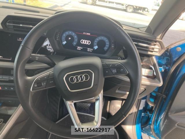 Audi A3 2023-06 8157969-9