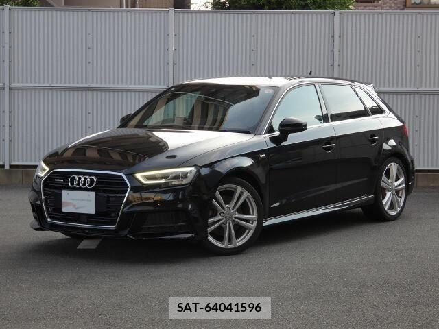 Audi A3 2017-08 8206360-0