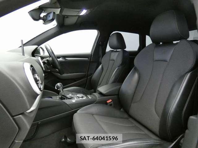 Audi A3 2017-08 8206360-12