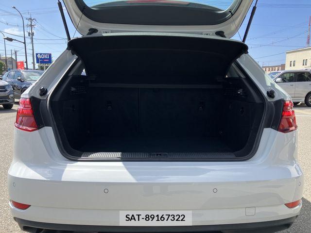 Audi A3 2020-01 8206358-16