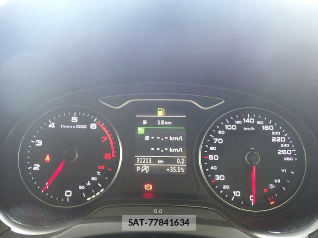 Audi A3 2015-07 8206359-12