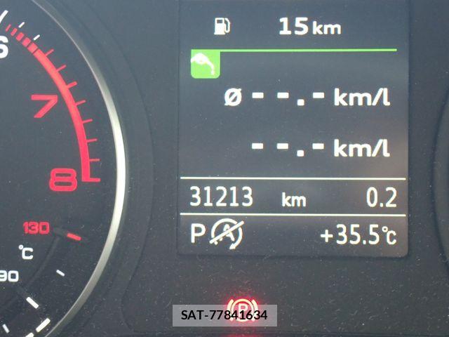Audi A3 2015-07 8206359-13