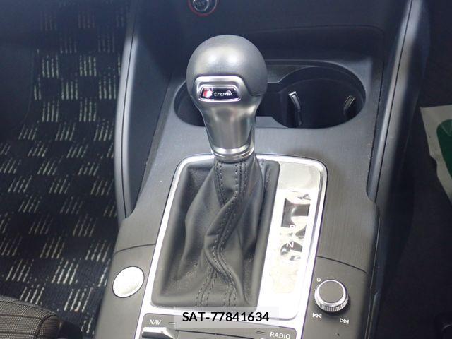 Audi A3 2015-07 8206359-15