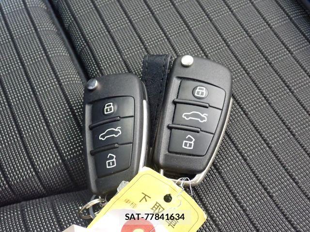Audi A3 2015-07 8206359-26
