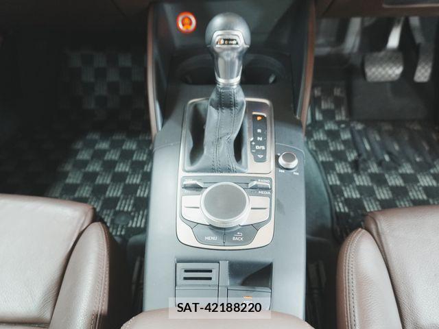 Audi A3 2014-06 8228930-15