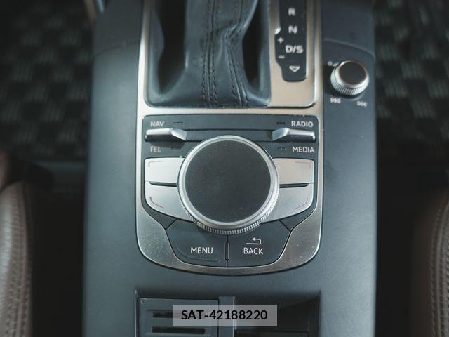 Audi A3 2014-06 8228930-16