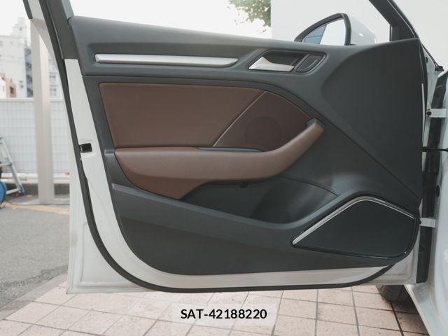 Audi A3 2014-06 8228930-24