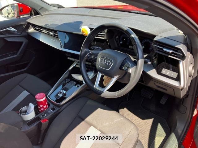 Audi A3 2021-08 8244635-9
