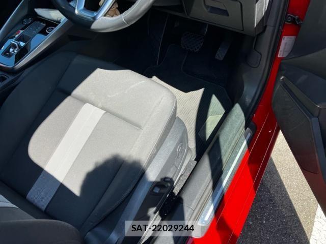 Audi A3 2021-08 8244635-11