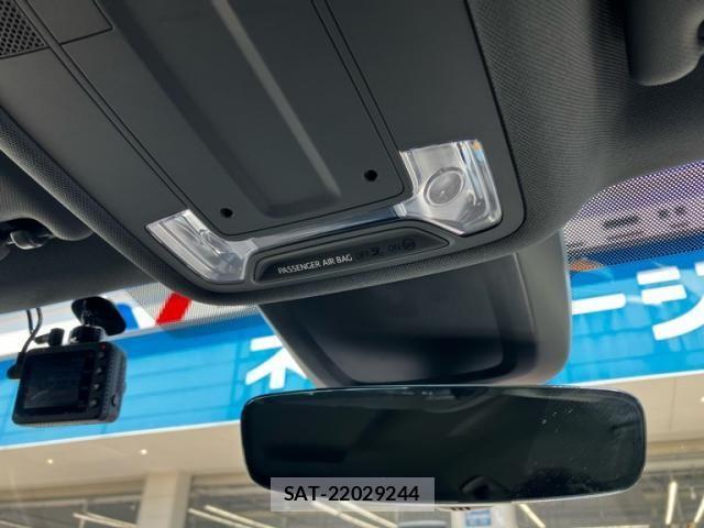 Audi A3 2021-08 8244635-25