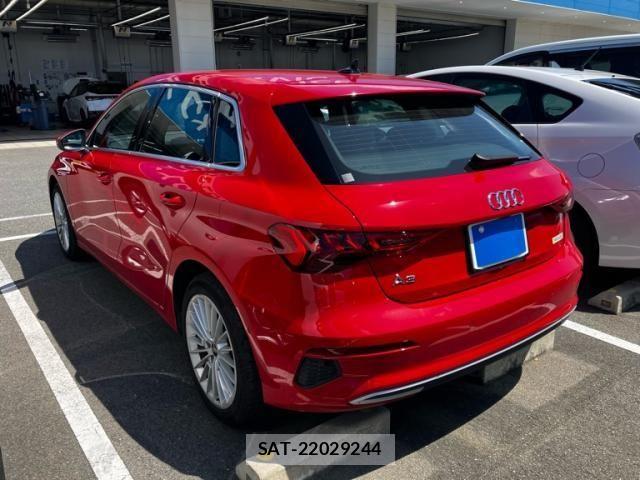 Audi A3 2021-08 8244635-3