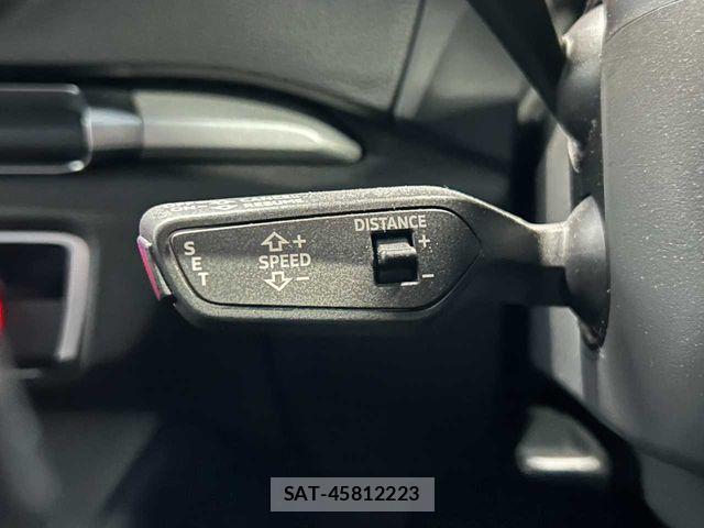 Audi A3 2017-03 8244636-12