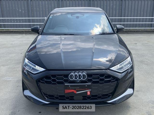 Audi A3 2025-12 8244633-3