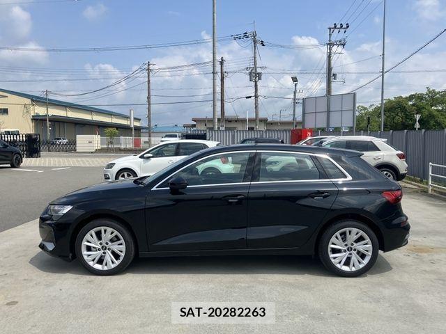 Audi A3 2025-12 8244633-4