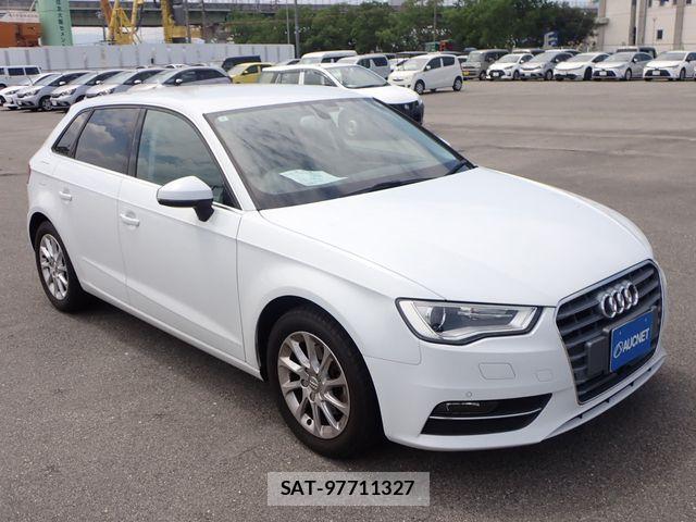 Audi A3 2015-07 8244632-3