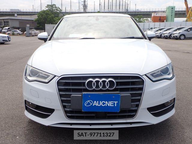 Audi A3 2015-07 8244632-5