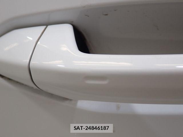 Audi A3 2022-08 8244631-10