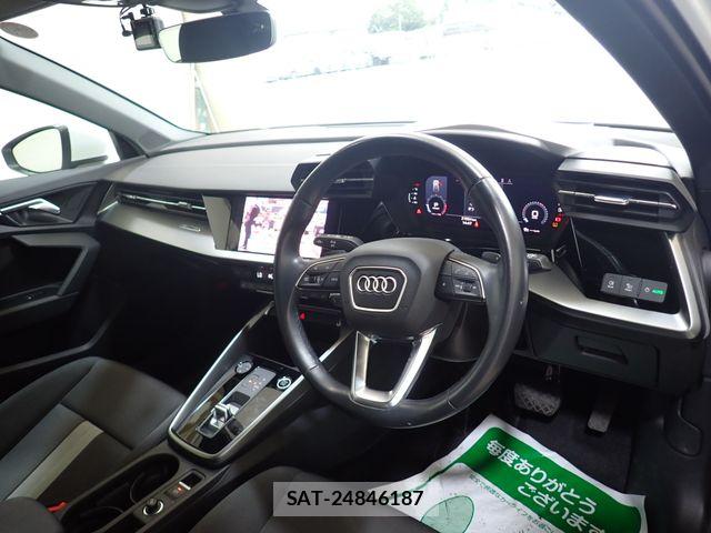 Audi A3 2022-08 8244631-1