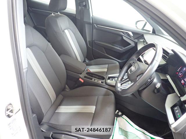 Audi A3 2022-08 8244631-21