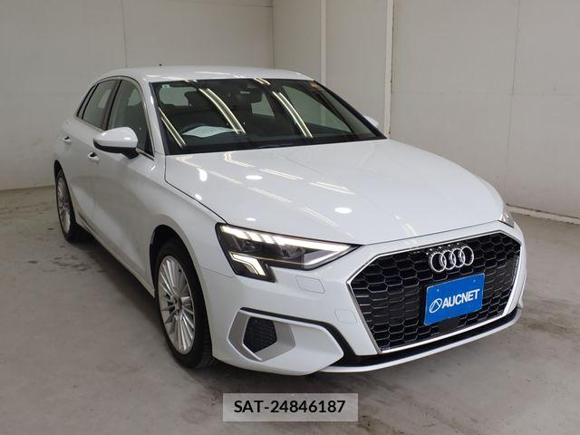 Audi A3 2022-08 8244631-3