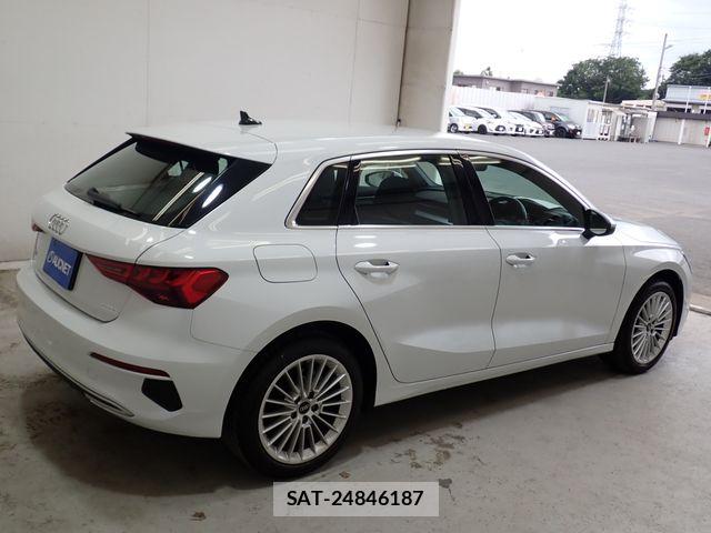 Audi A3 2022-08 8244631-7