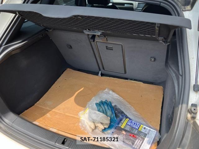 Audi A3 2011-07 8313118-13