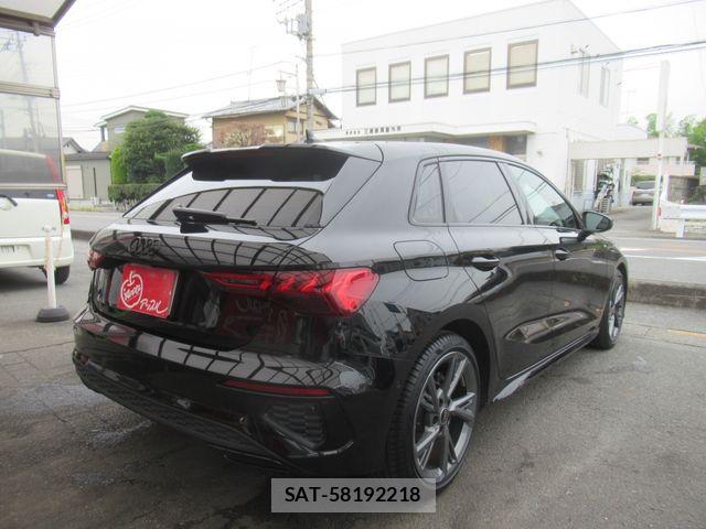 Audi A3 2024-01 8313110-2