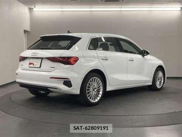 Audi A3 2023-06 8313109-1