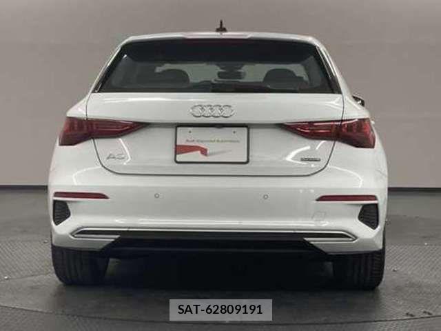 Audi A3 2023-06 8313109-3