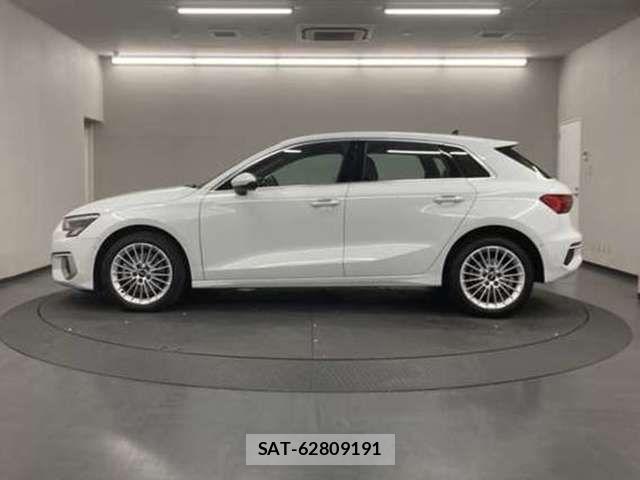 Audi A3 2023-06 8313109-4