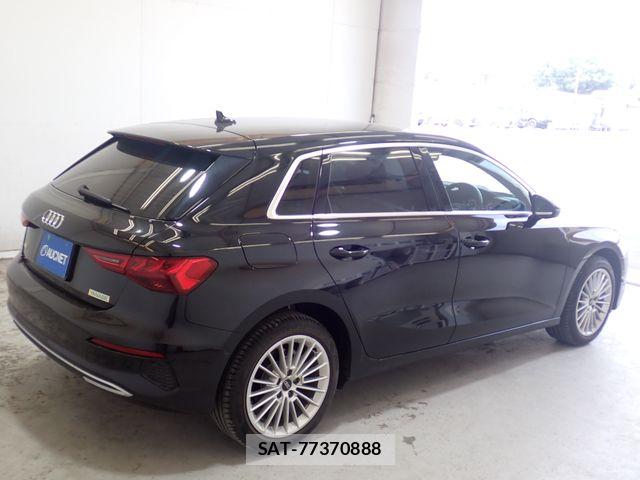 Audi A3 2023-08 8313105-7