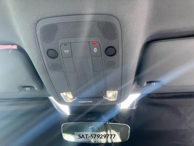 Audi A3 2022-04 8334514-23