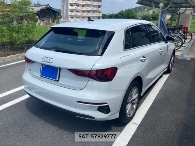 Audi A3 2022-04 8334514-2
