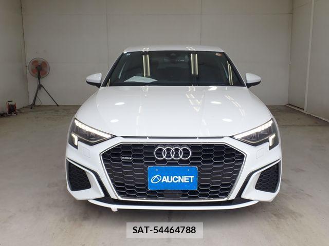 Audi A3 2023-08 8334889-5