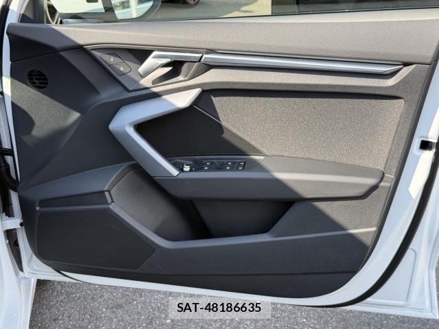 Audi A3 2025-03 8334892-27