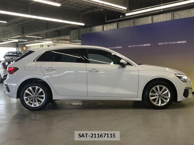 Audi A3 2021-07 8353929-3