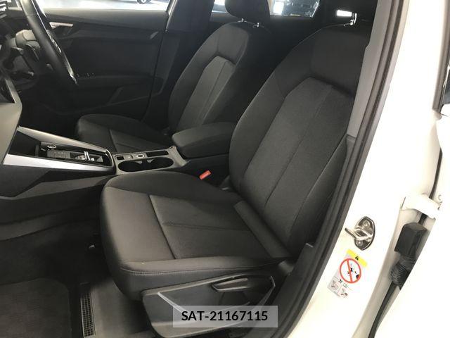 Audi A3 2021-07 8353929-6