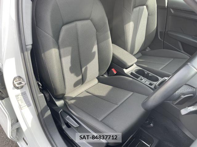 Audi A3 2021-06 8364803-11