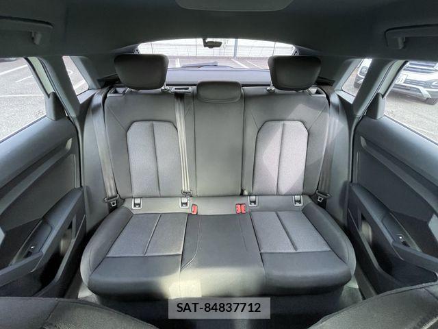 Audi A3 2021-06 8364803-13