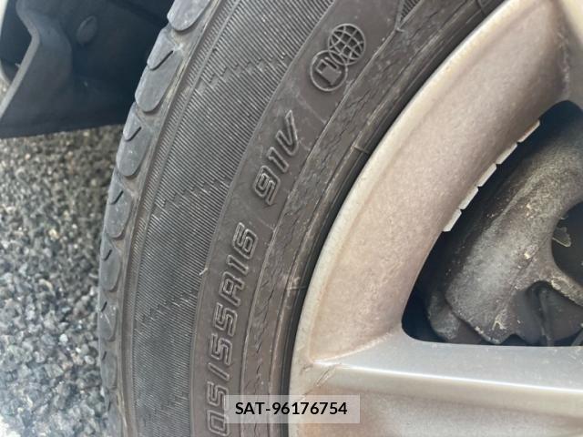 Audi A3 2011-02 8364802-9